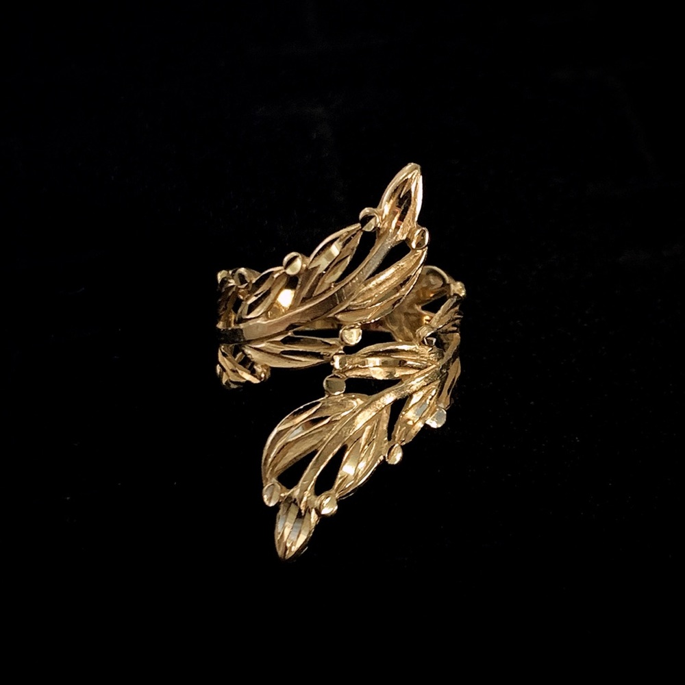 14K Gold Leaf Design Bypass Filigree Ring Size 6